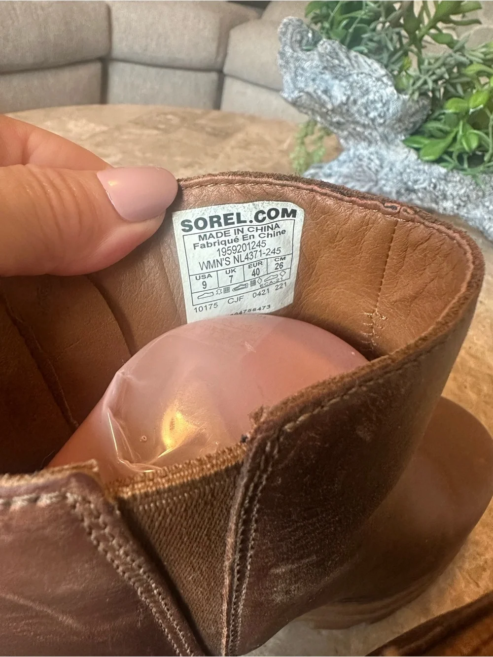 Sorel Brown Leather Wedge Ankle Booties with Side Zip size 9